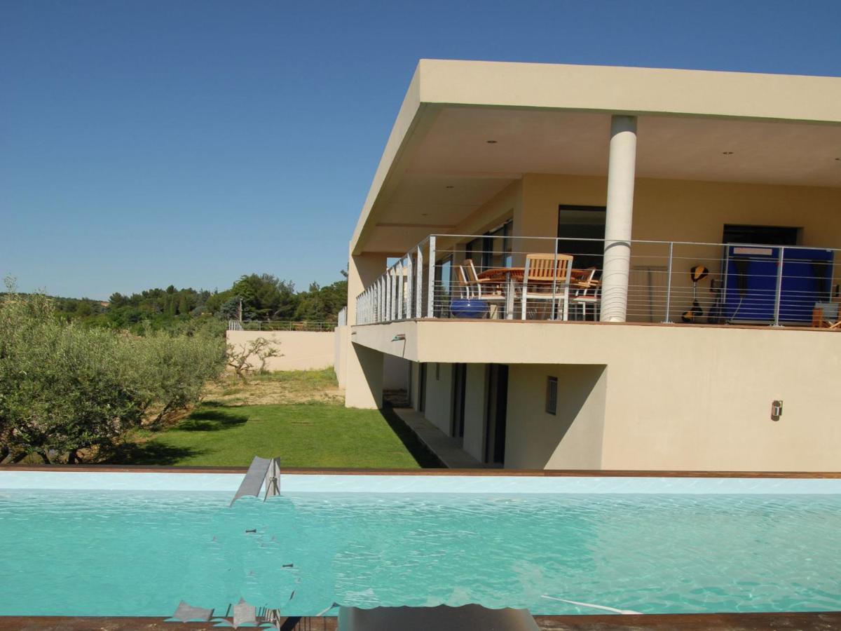 Upbeat Villa In Rochefort-Du-Gard With Private Pool Zimmer foto
