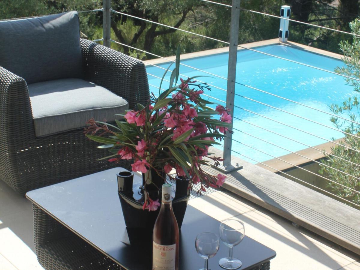 Upbeat Villa In Rochefort-Du-Gard With Private Pool Zimmer foto